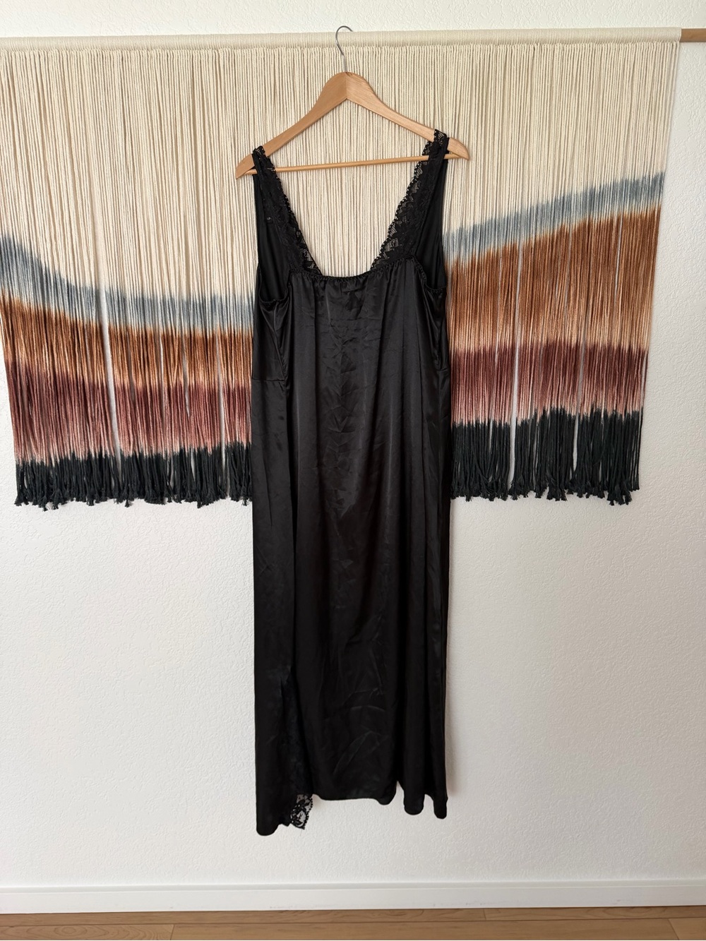 VINTAGE Elegant Black Lace-Trim Slip Dress - Picture 3 of 5